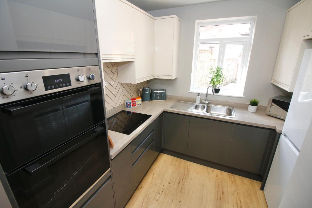 Xxhot Tubxx 4Bed Semi, Sleeps 8, 2 Bathrooms Blackpool Exterior foto